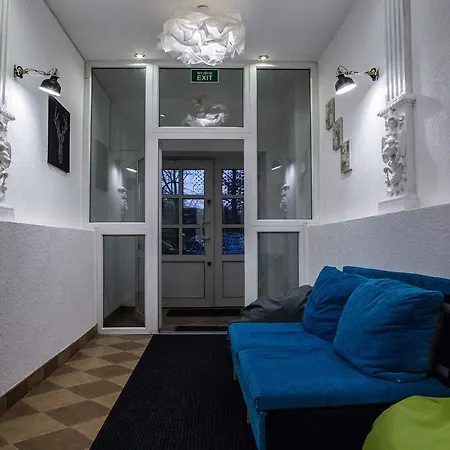 Hostel Flyfly , Darmowy Parking , Rezerwuj Przez Urządzenia Mobilne -10 Procent *