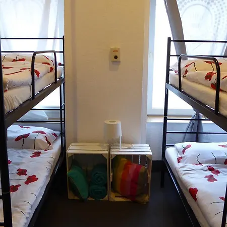 Flyfly , Darmowy Parking , Rezerwuj Przez Urządzenia Mobilne -10 Procent * Wrocław