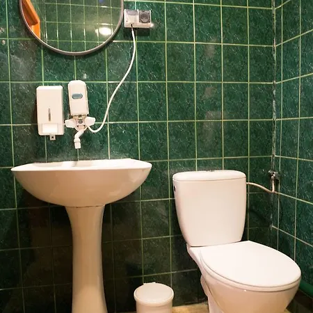 Flyfly , Darmowy Parking , Rezerwuj Przez Urzadzenia Mobilne -10 Procent * 브로츠와프