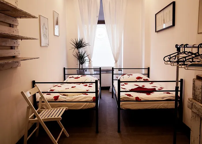 旅馆 Flyfly , Darmowy Parking , Rezerwuj Przez Urzadzenia Mobilne -10 Procent *